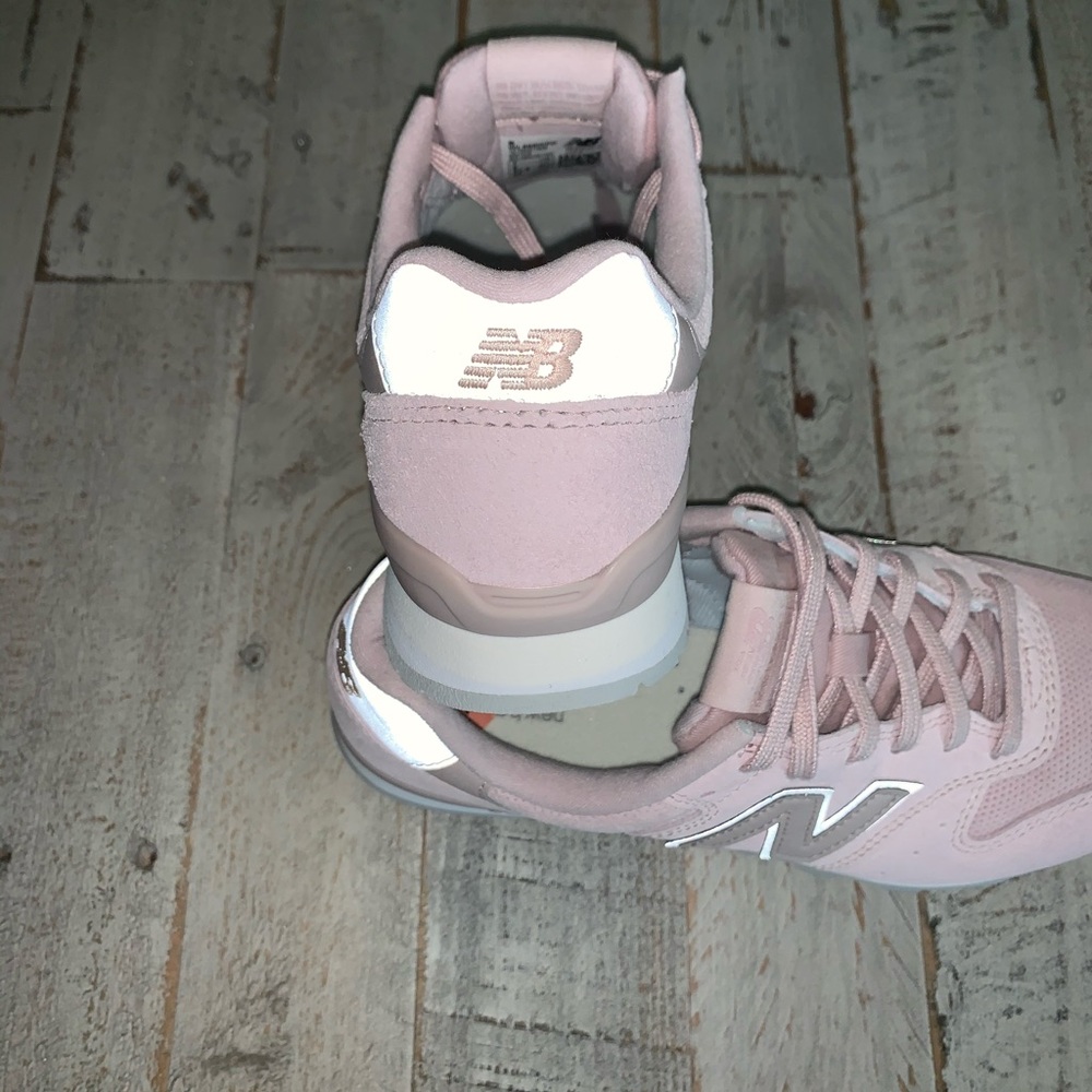 🌼New Balance🌼Classics WL696 ‘Faded Rose’ - Picture 5 of 12